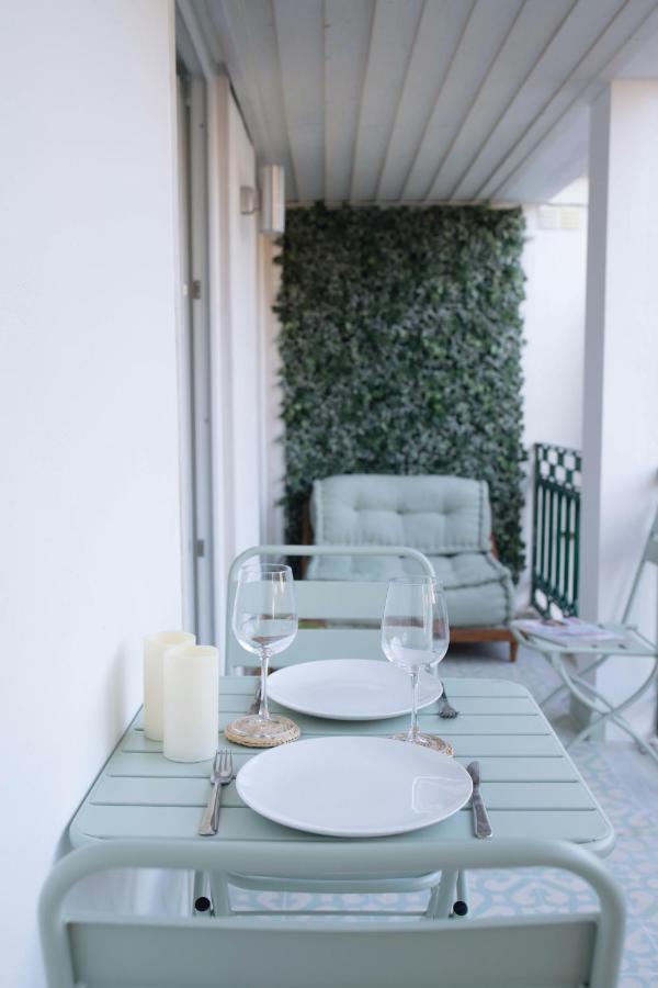 Flh Principe Real Apartment With Terrace And View ลิสบอน ภายนอก รูปภาพ